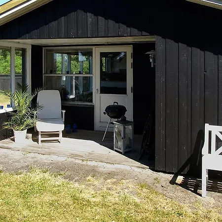 Holiday Sommervej F- 4298 *
